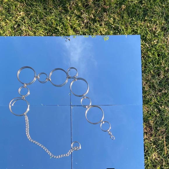 Silver Circle Belt Chain - Picture 1 of 3